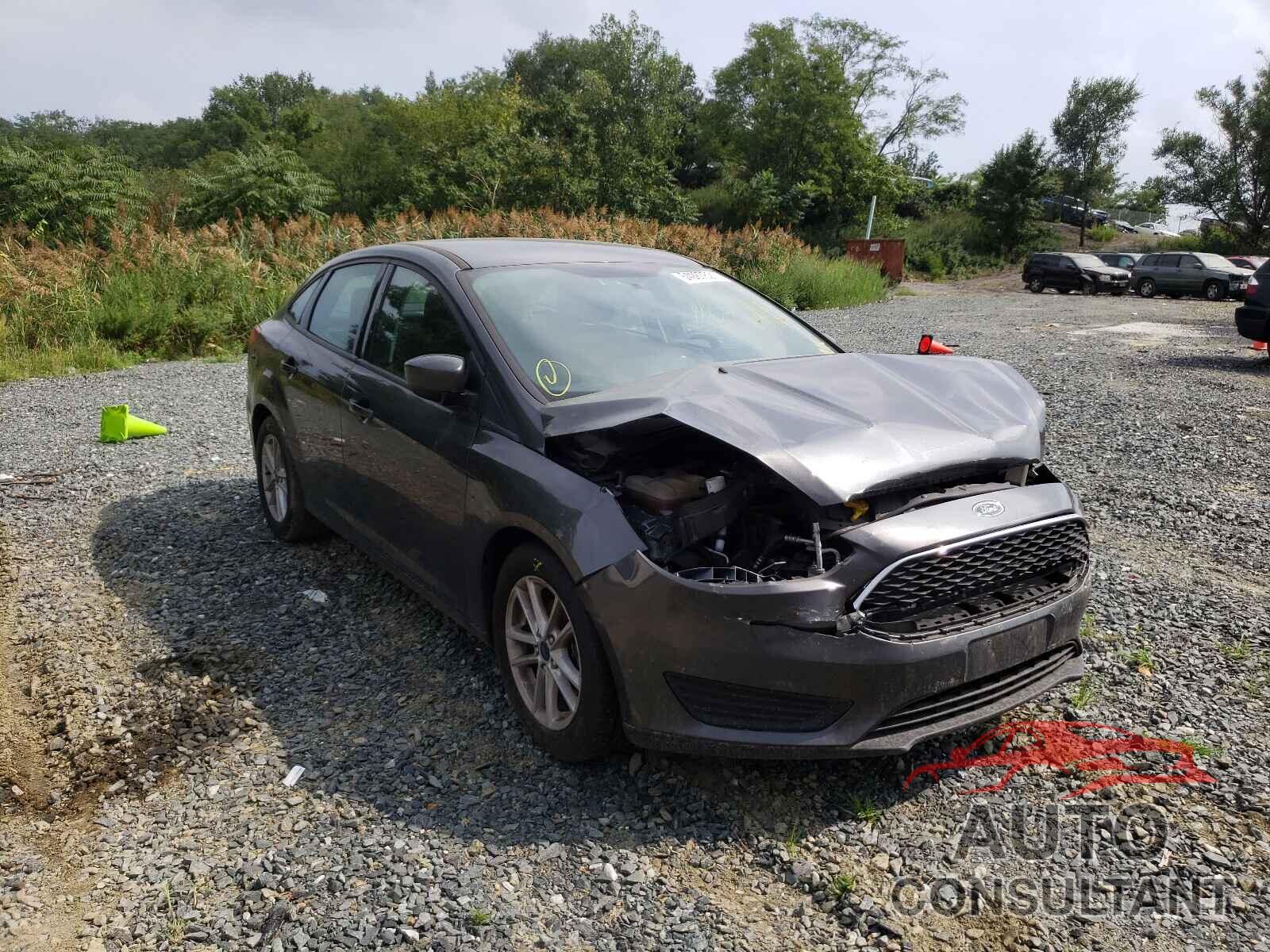 FORD FOCUS 2018 - 1FADP3F2XJL275792