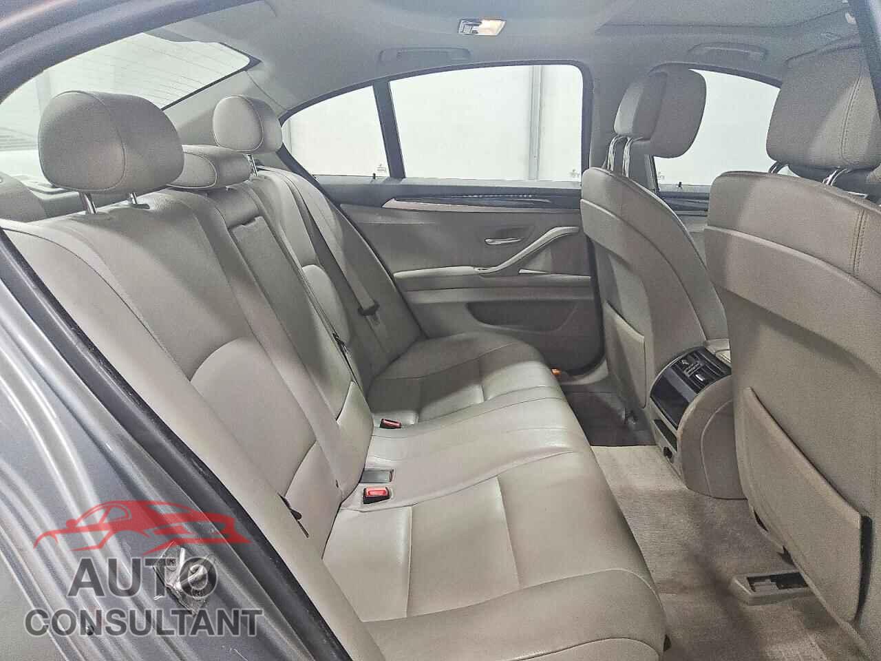BMW 5 SERIES 2012 - WBAXG5C50CDY29918