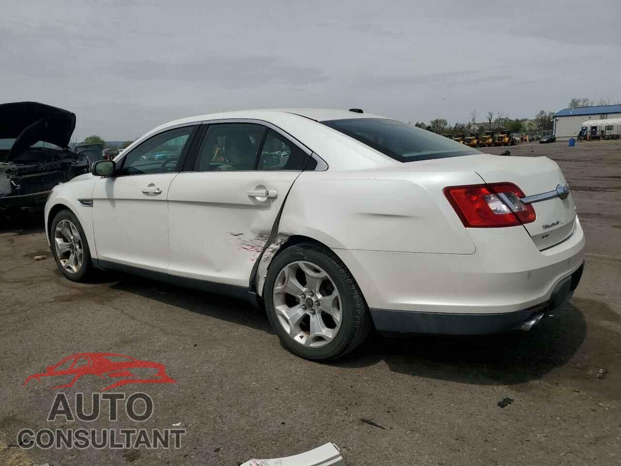 FORD TAURUS 2011 - 1FAHP2EW1BG135155