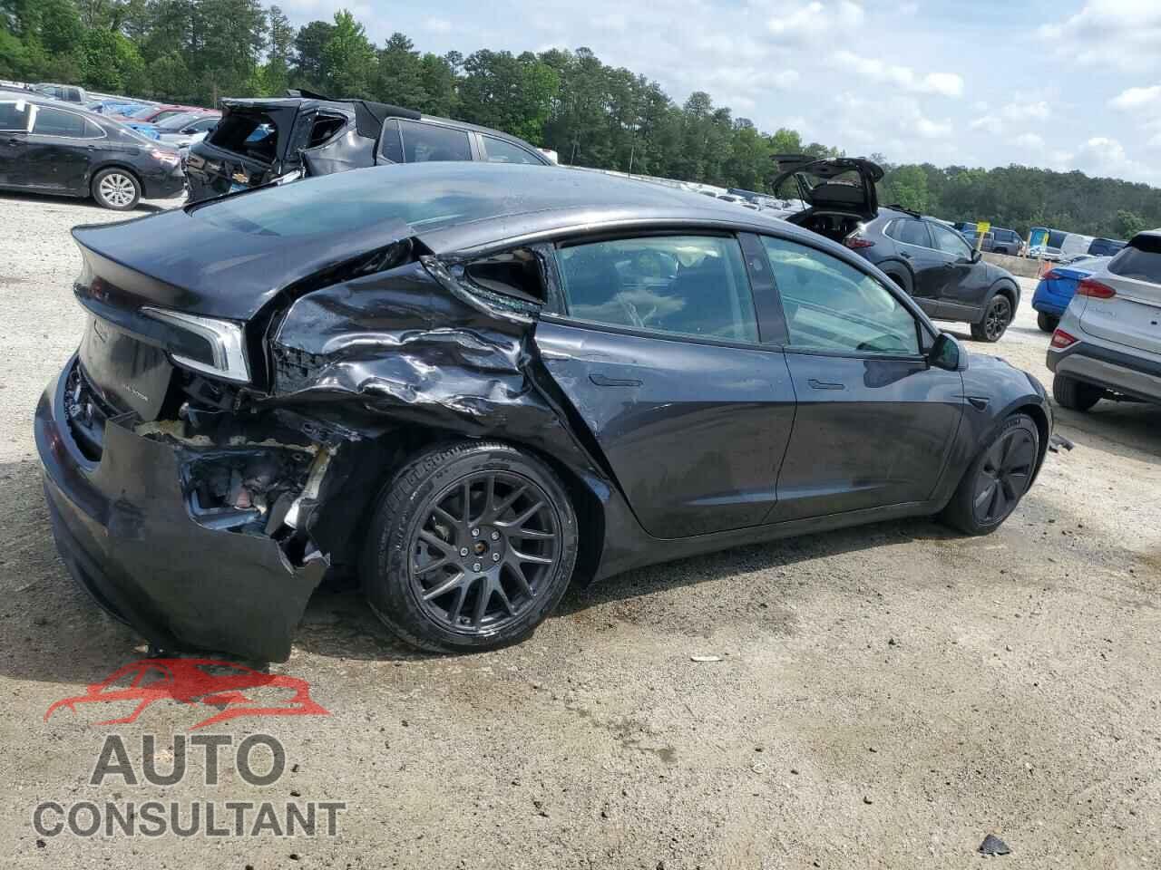 TESLA MODEL 3 2024 - 5YJ3E1EB0RF766193