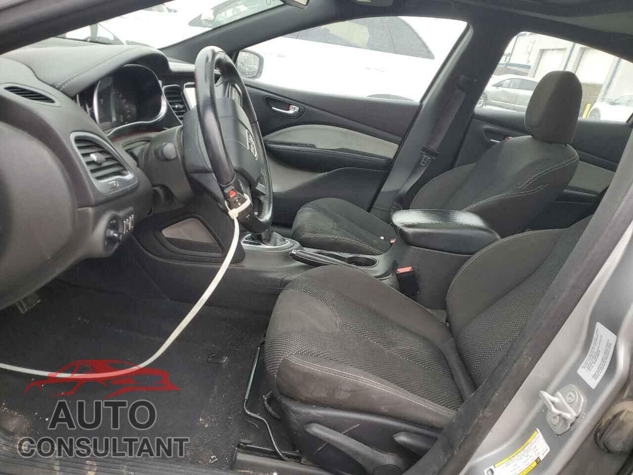 DODGE DART 2015 - 1C3CDFBB0FD201096