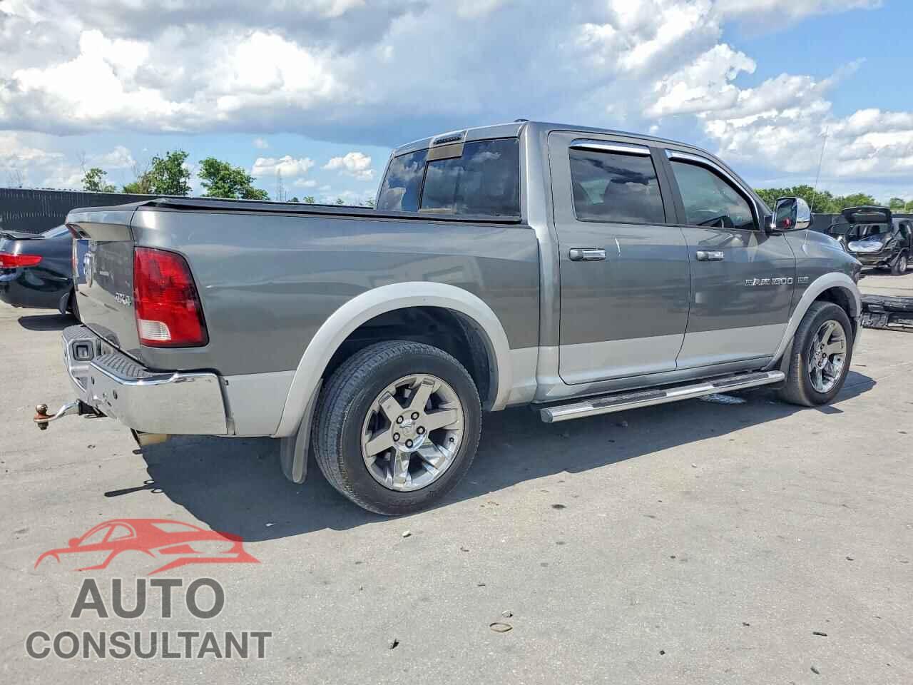 DODGE RAM 1500 2012 - 1C6RD7NT7CS255235