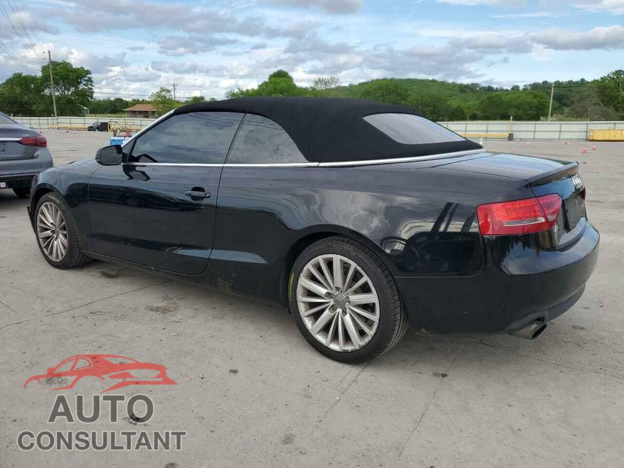 AUDI A5 2011 - WAUJFAFH7BN017967