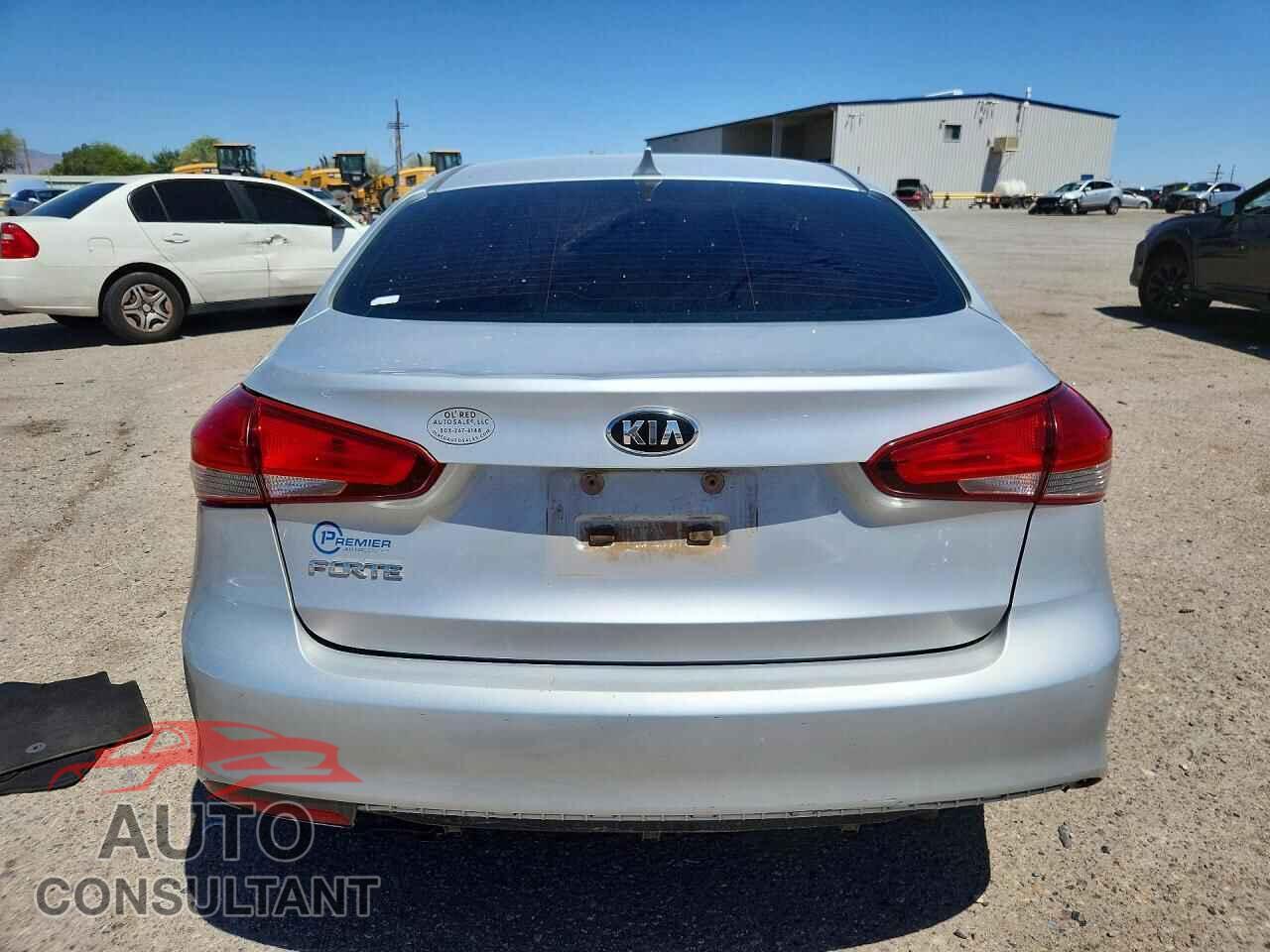 KIA FORTE 2017 - 3KPFK4A74HE066030