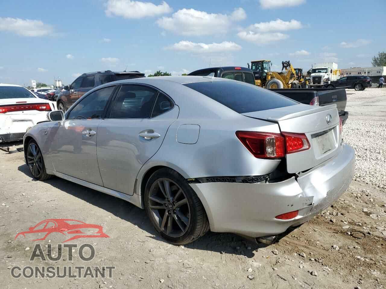 LEXUS IS 2011 - JTHBF5C26B5147350