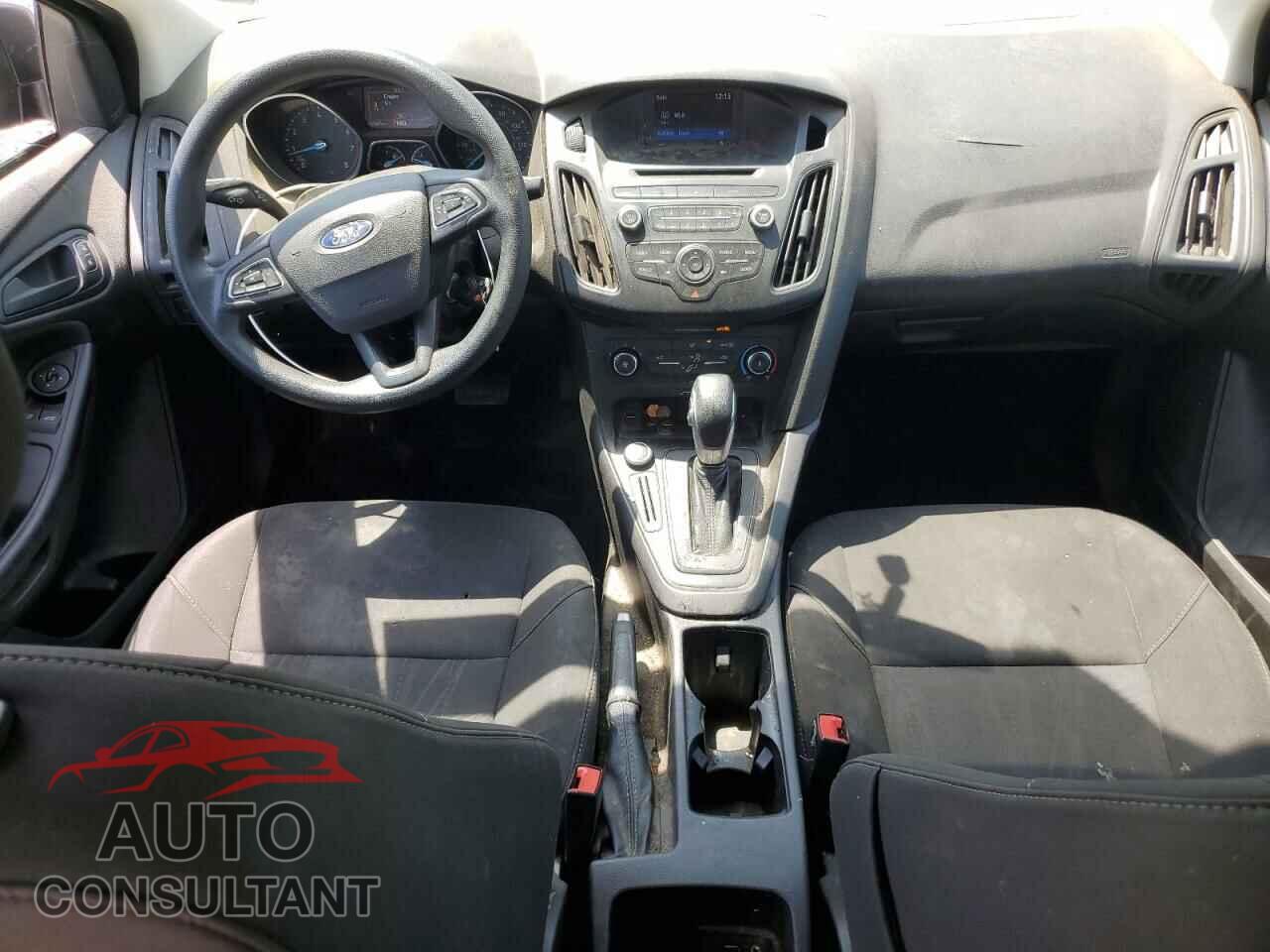 FORD FOCUS 2017 - 1FADP3E29HL286620