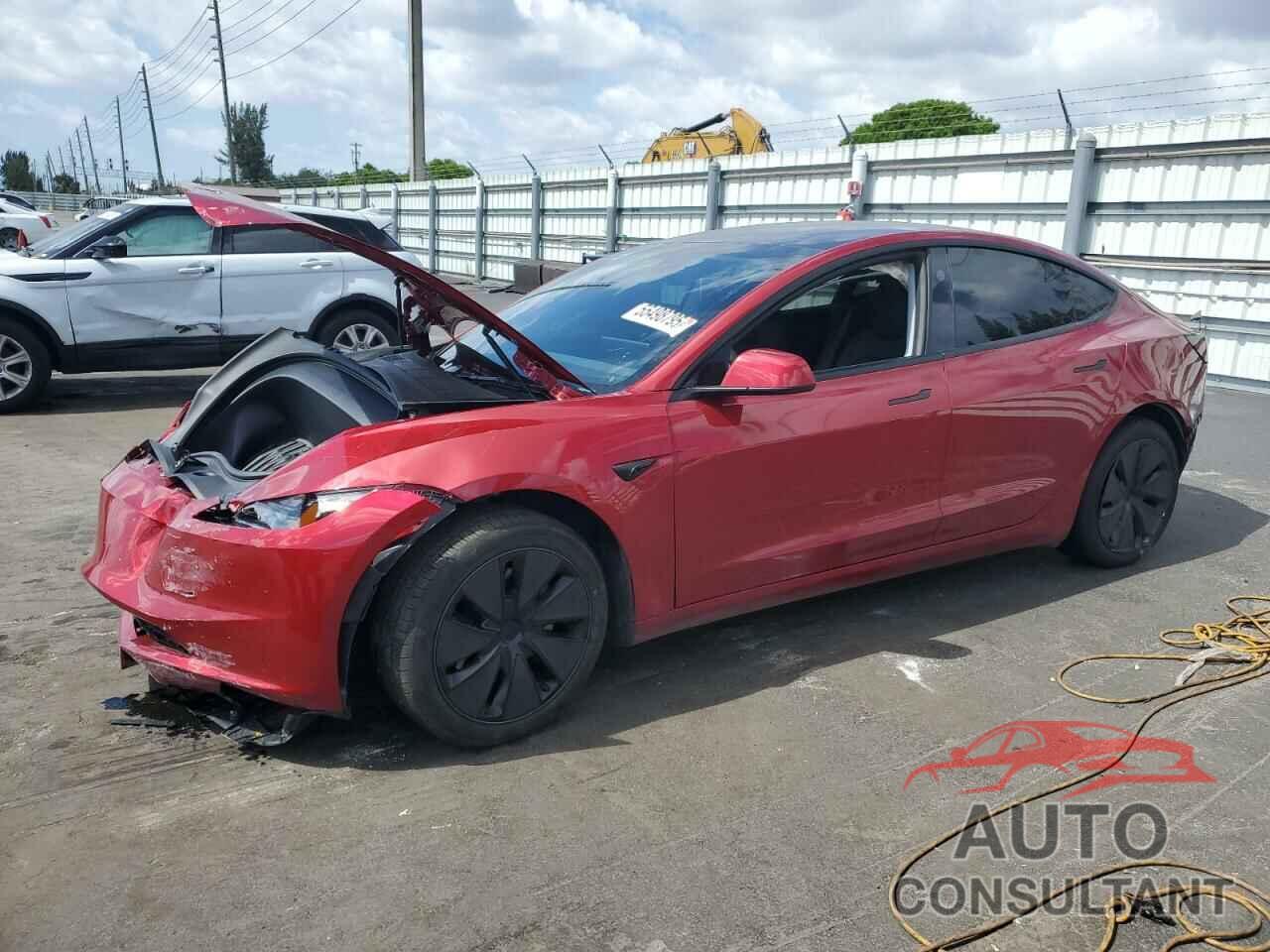 TESLA MODEL 3 2025 - 5YJ3E1EA4SF897642