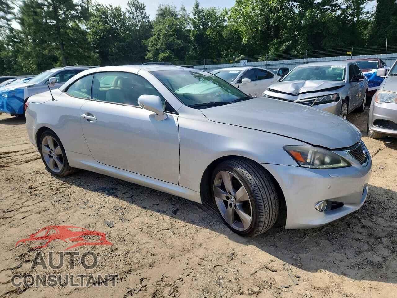 LEXUS IS 2012 - JTHFF2C2XC2524328