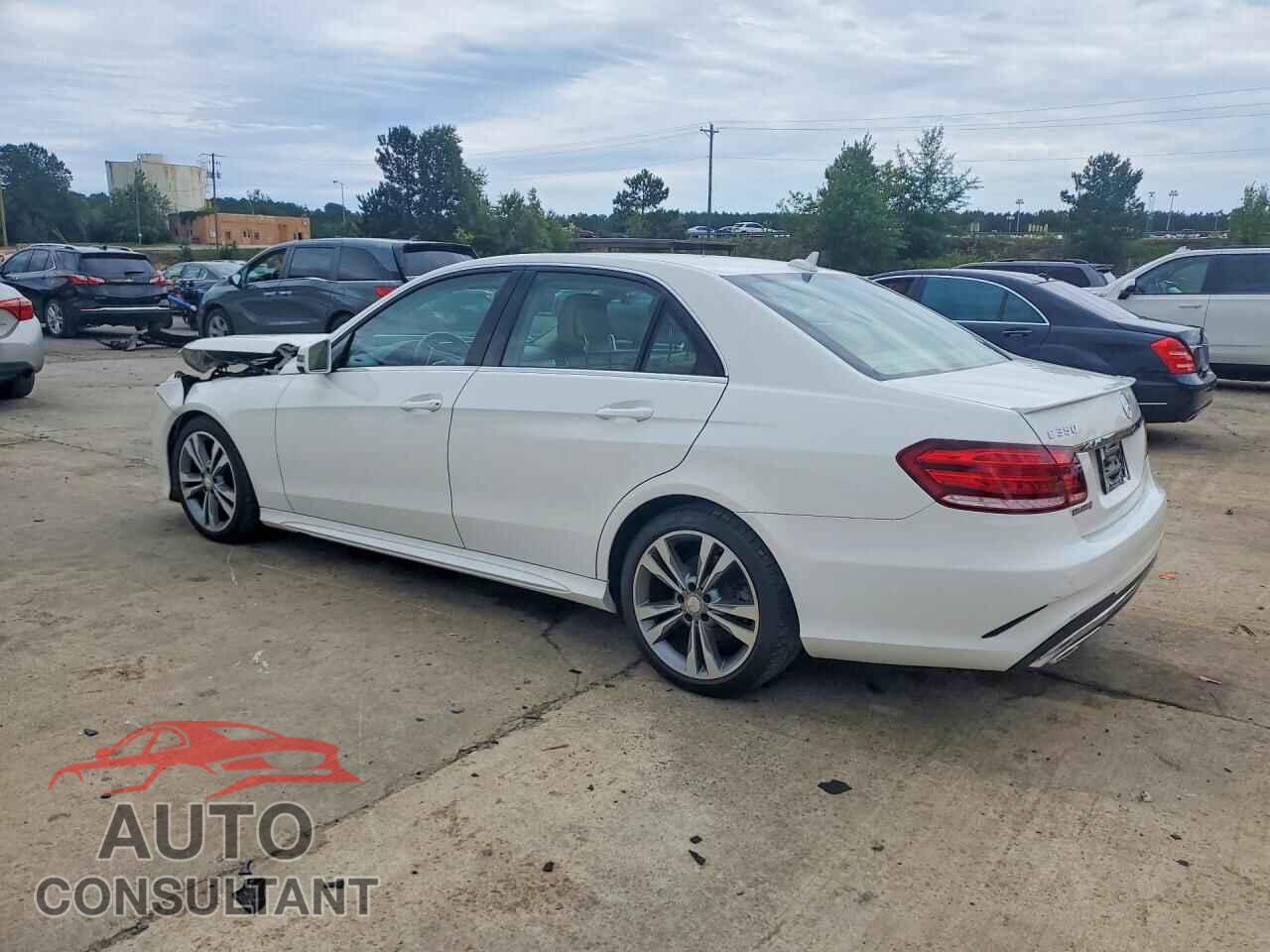 MERCEDES-BENZ E-CLASS 2014 - WDDHF5KB0EA881044