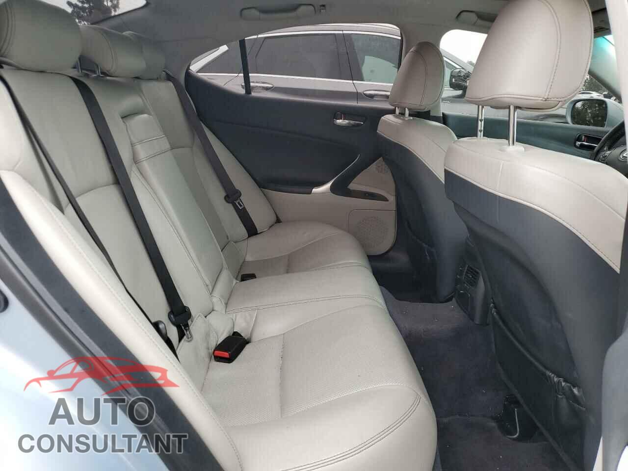 LEXUS IS 2011 - JTHBF5C24B5144480