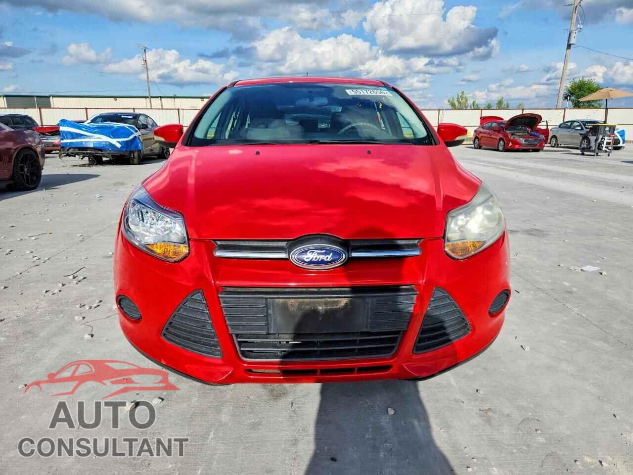 FORD FOCUS 2014 - 1FADP3K2XEL167619