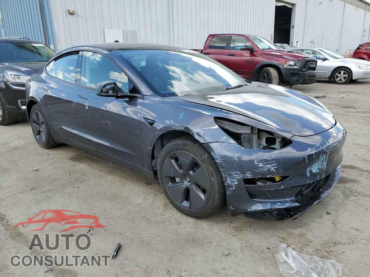 TESLA MODEL 3 2023 - 5YJ3E1EA5PF702669