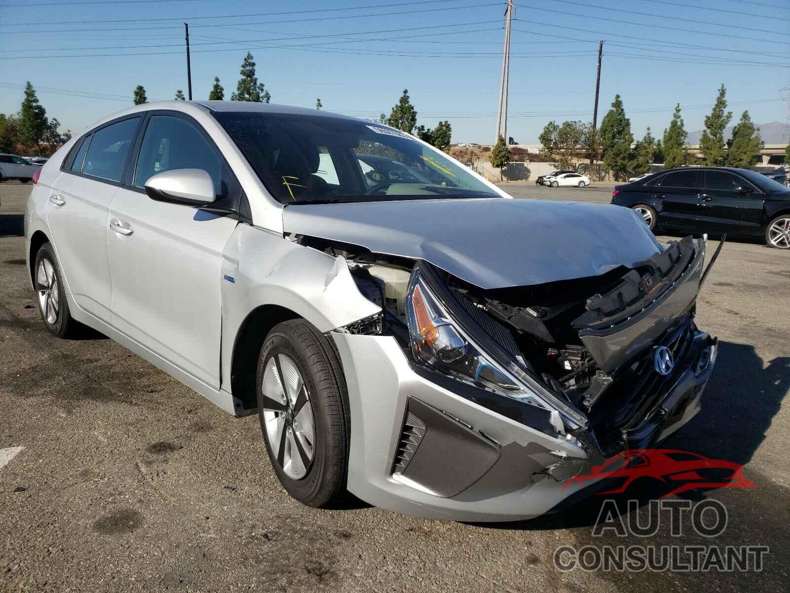 HYUNDAI IONIQ 2018 - KMHC65LC3JU060892