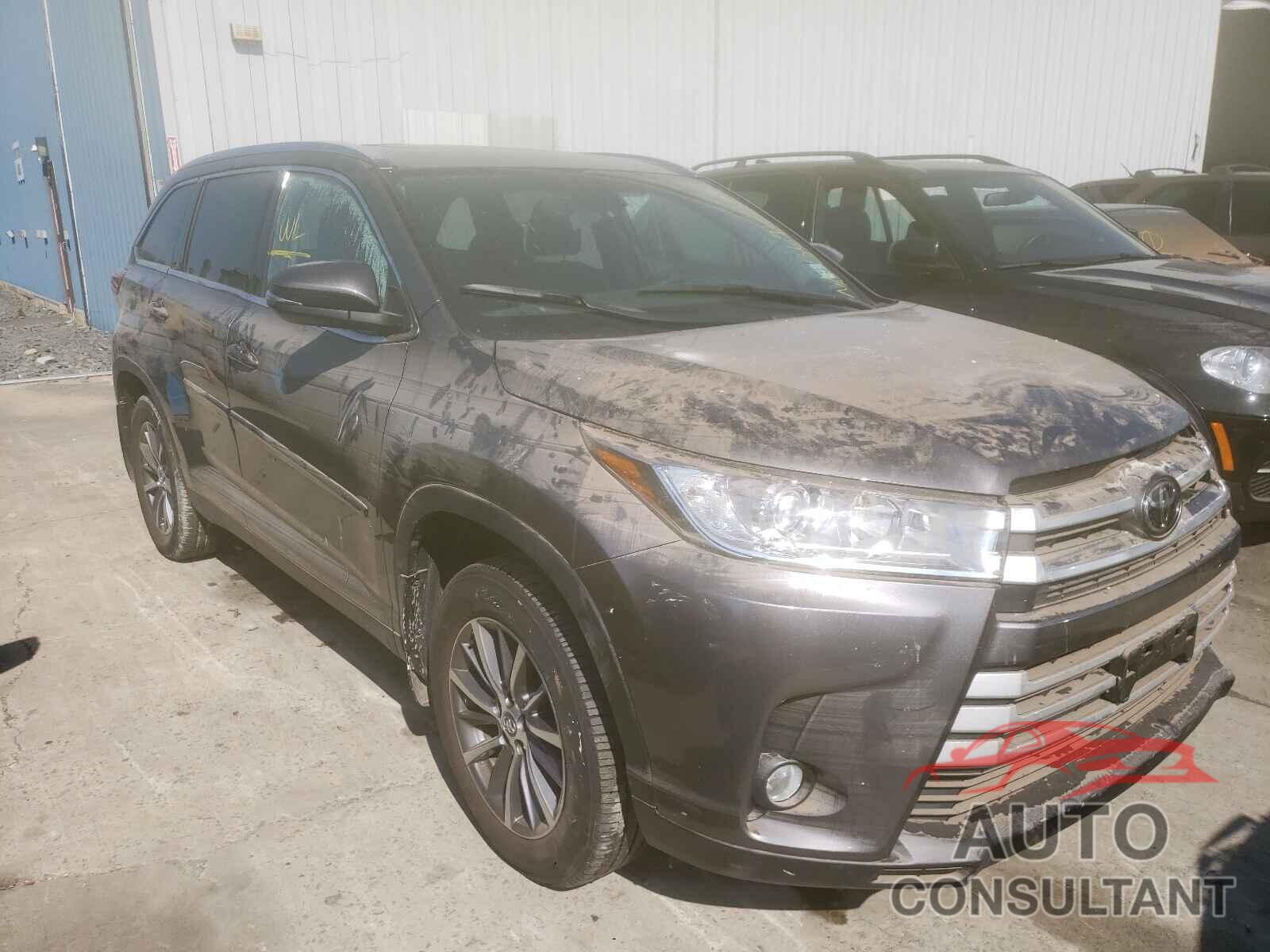 TOYOTA HIGHLANDER 2019 - 5TDJZRFH3KS732747