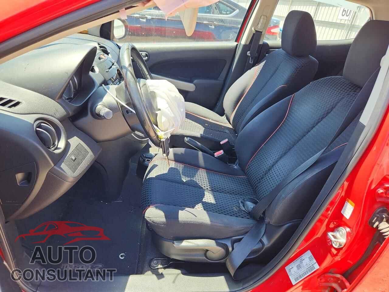 MAZDA 2 2011 - JM1DE1HZ7B0102099