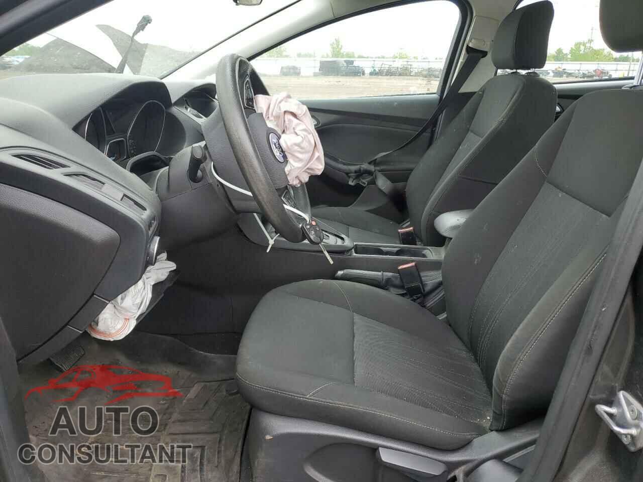 FORD FOCUS 2016 - 1FADP3F2XGL207808