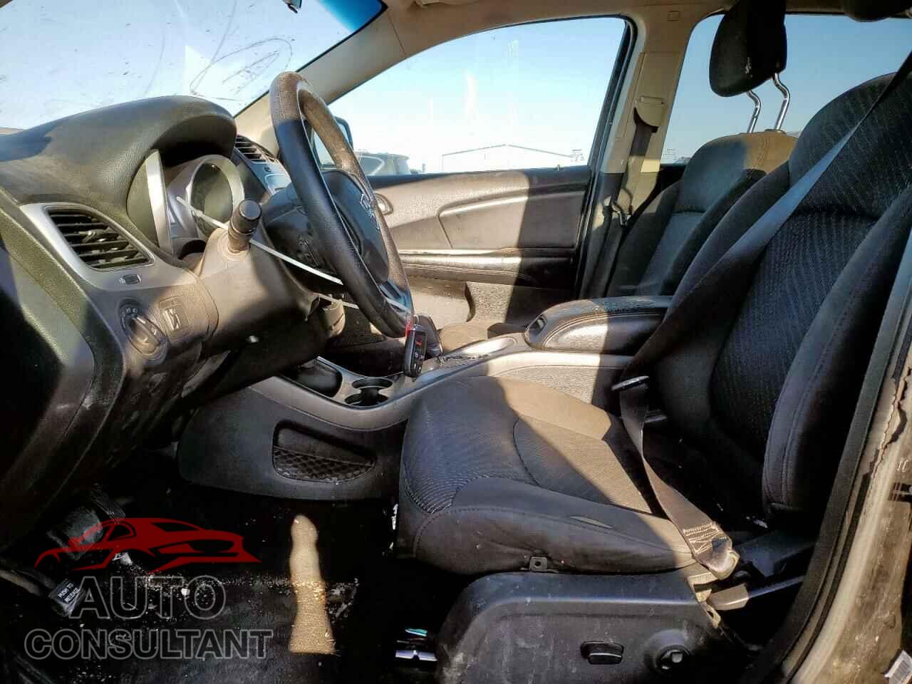 DODGE JOURNEY 2017 - 3C4PDCBG5HT576194