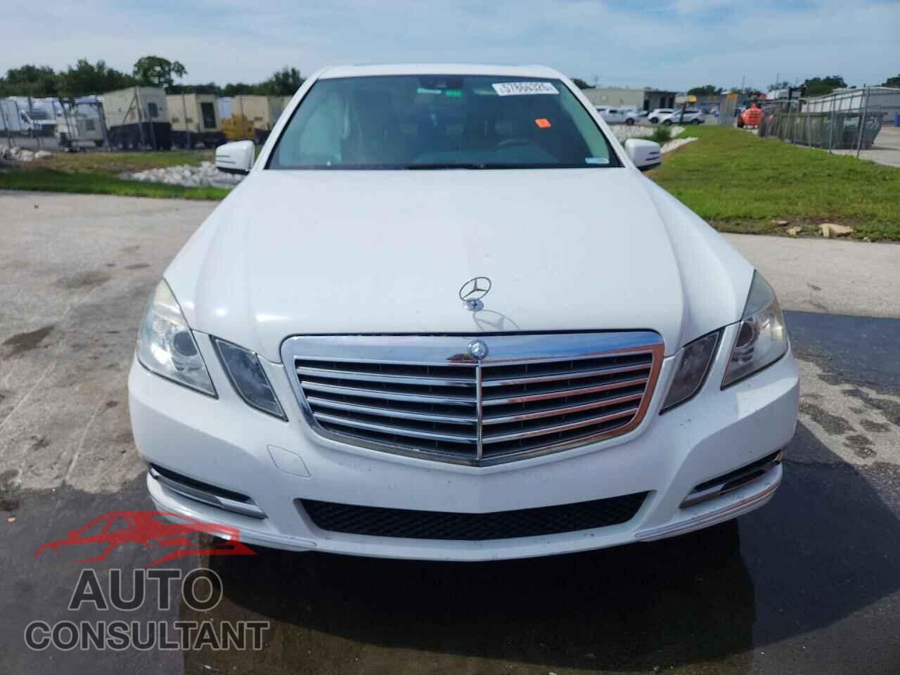 MERCEDES-BENZ E-CLASS 2013 - WDDHF5KB2DA764080
