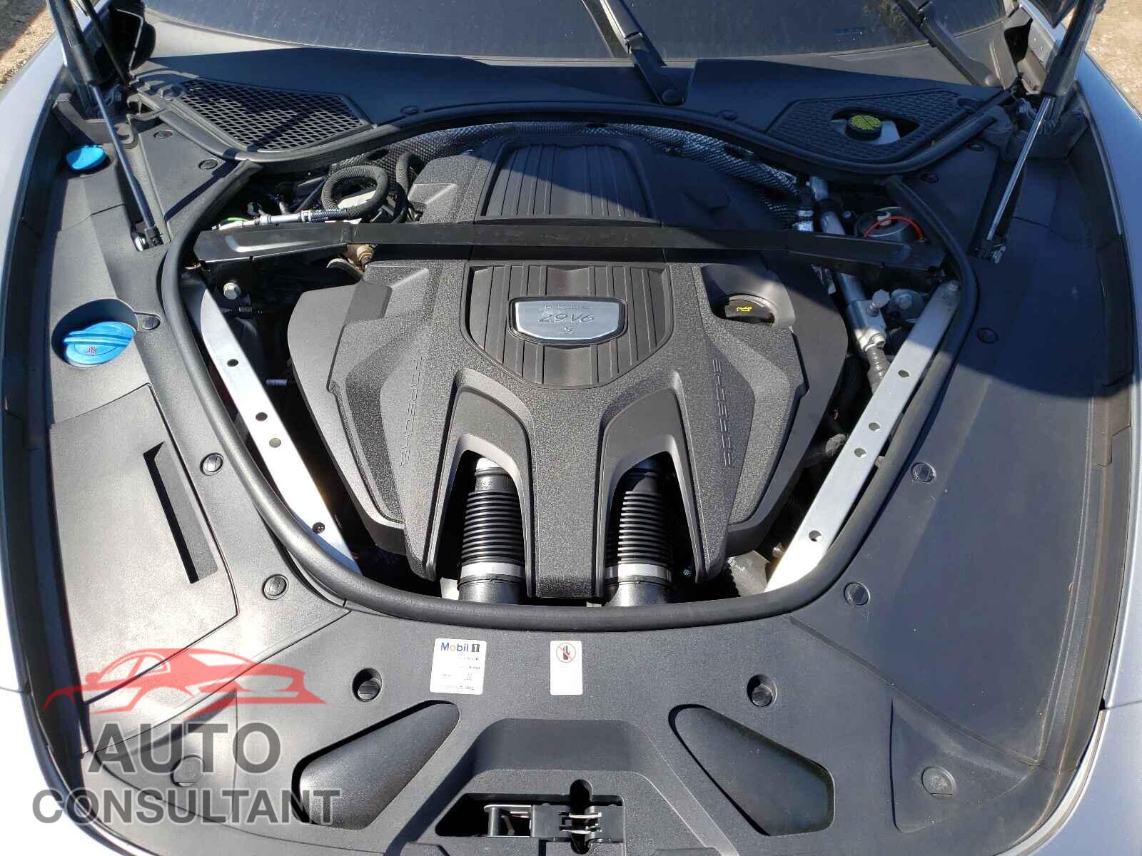 PORSCHE PANAMERA 2017 - WP0AB2A77HL122712