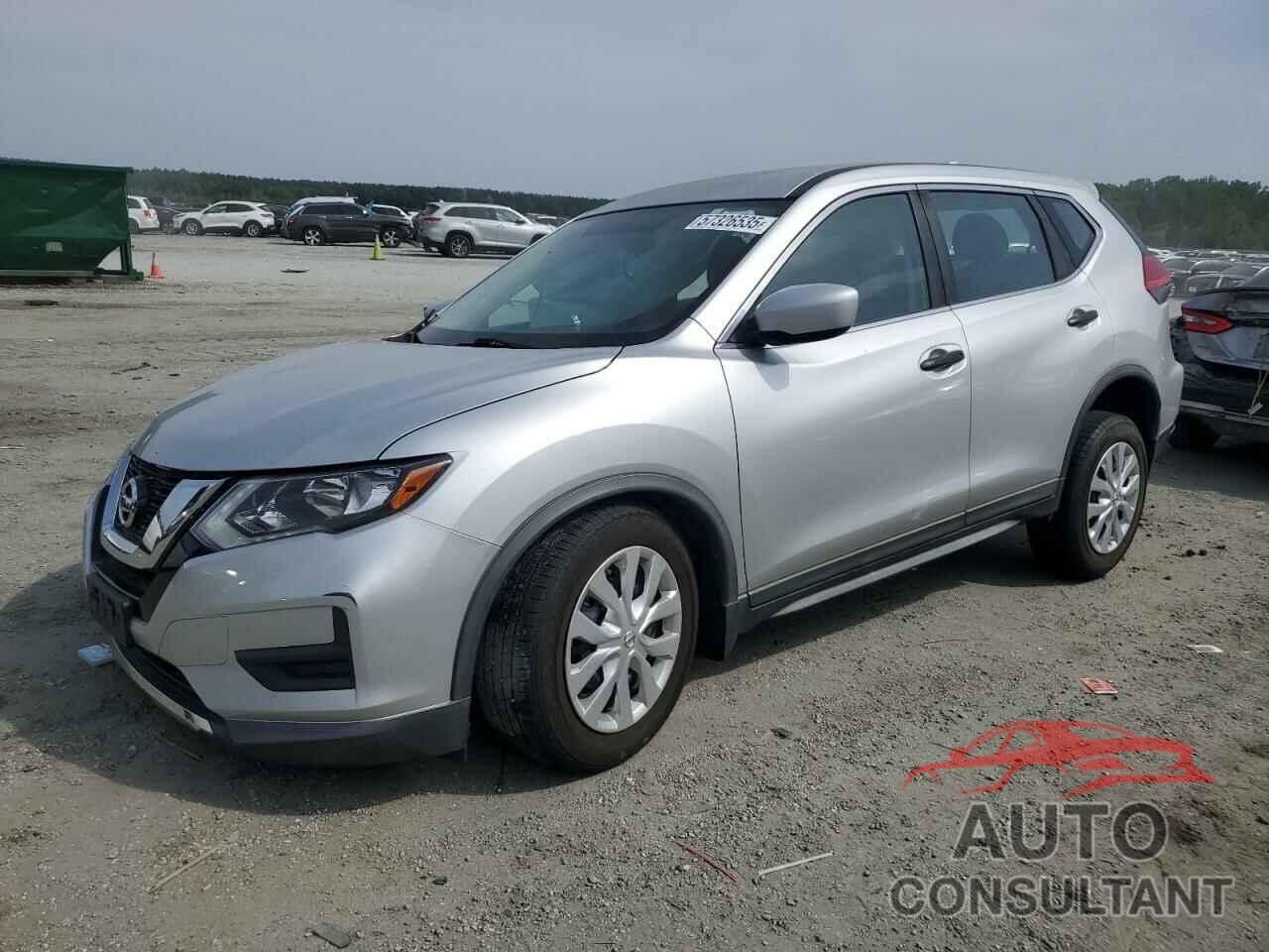 NISSAN ROGUE 2017 - KNMAT2MT0HP500075