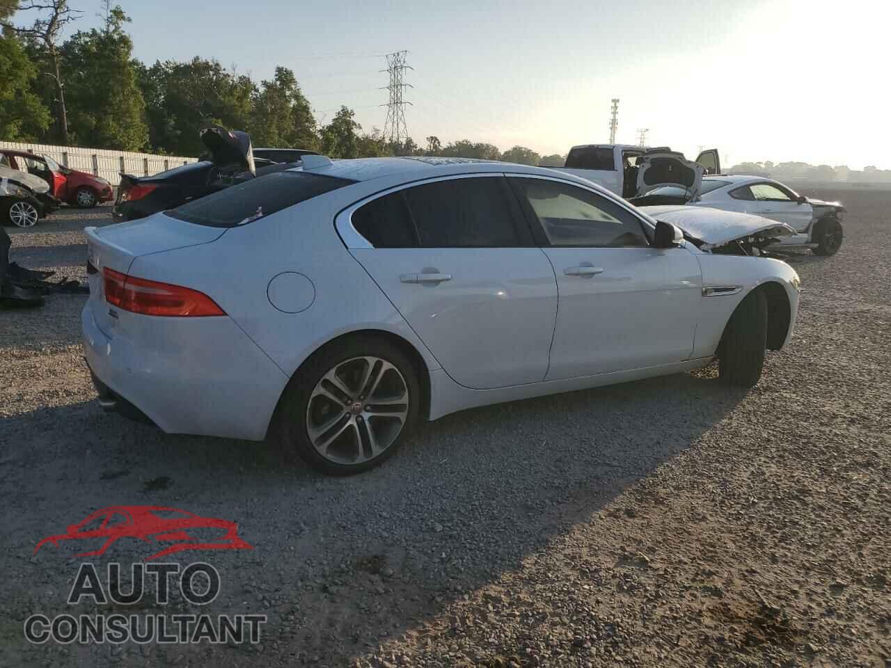 JAGUAR XE 2017 - SAJAJ4BVXHCP16126