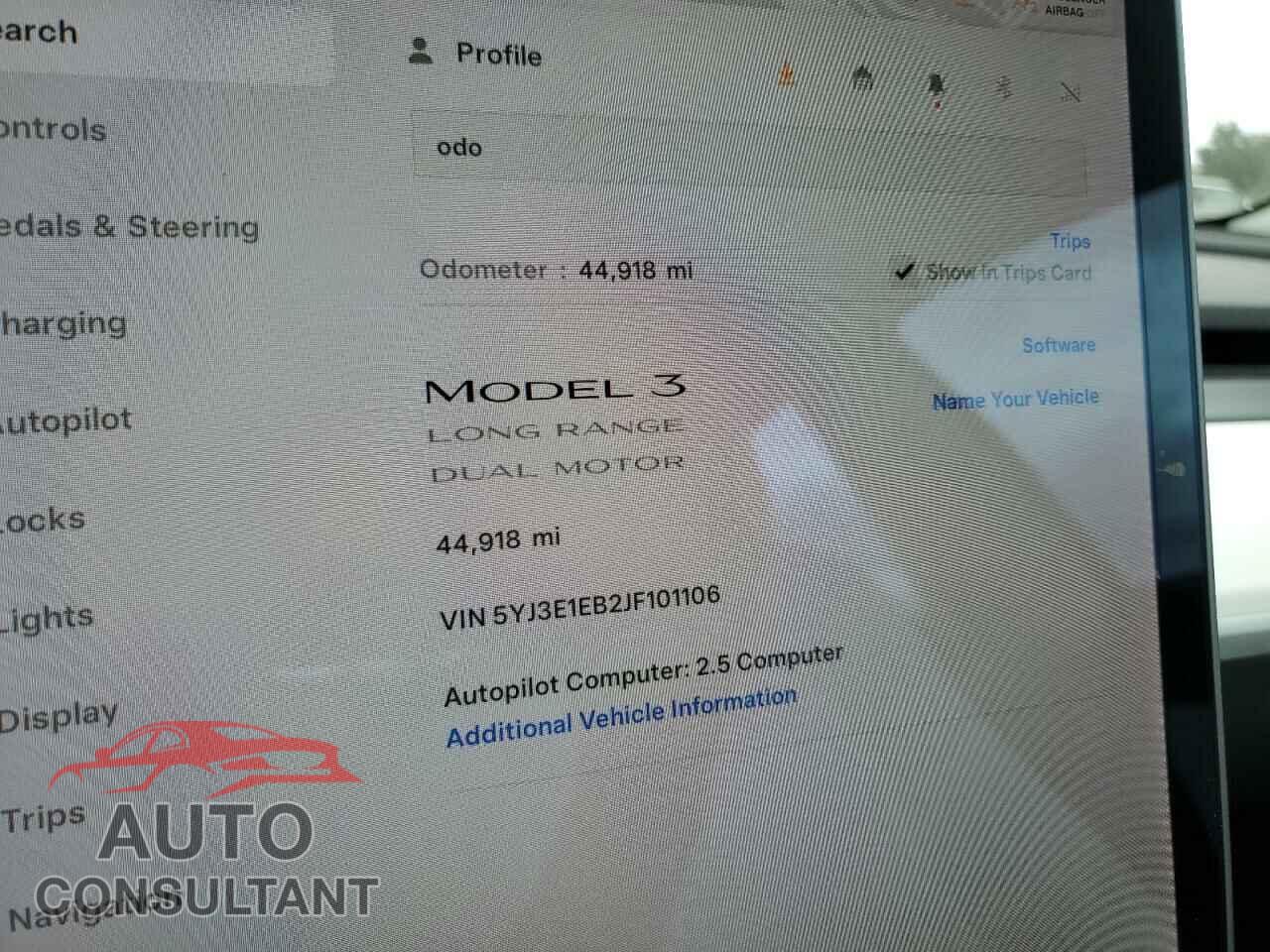 TESLA MODEL 3 2018 - 5YJ3E1EB2JF101106