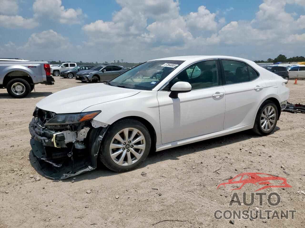 TOYOTA CAMRY 2018 - 4T1B11HK4JU548932