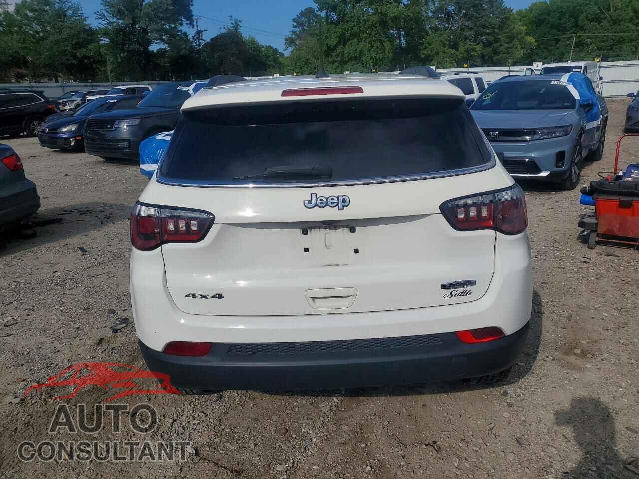 JEEP COMPASS 2017 - 3C4NJDBB6HT651432