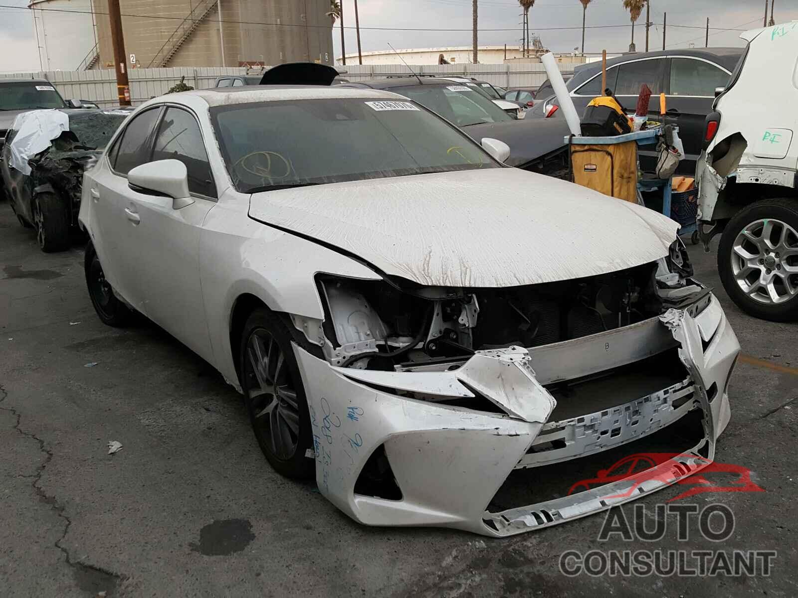 LEXUS IS 2018 - JTHBA1D27J5079354