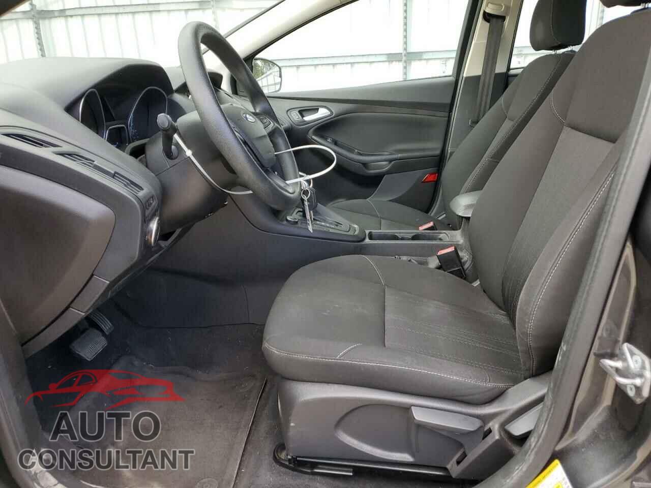 FORD FOCUS 2016 - 1FADP3F22GL384885
