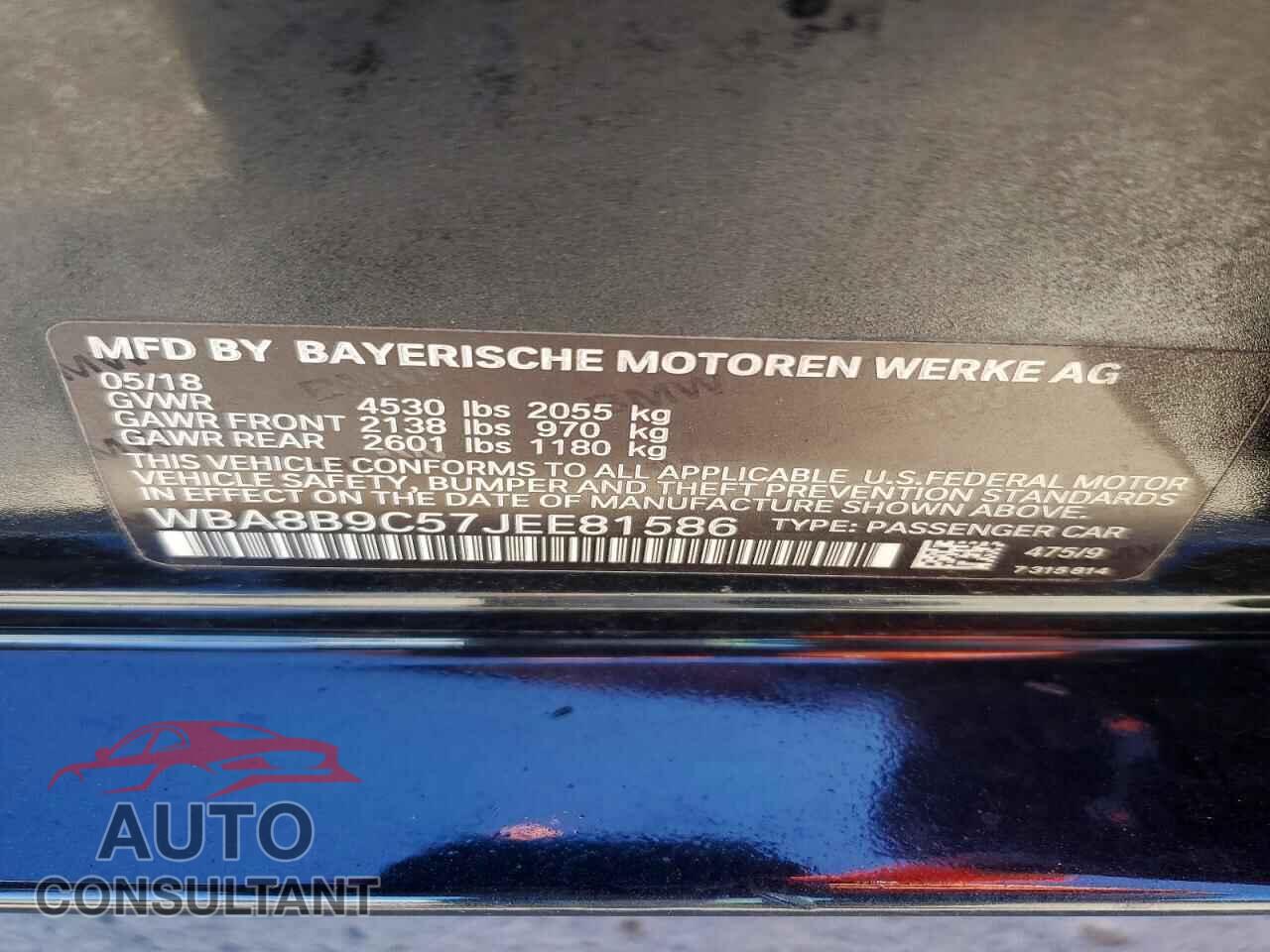 BMW 3 SERIES 2018 - WBA8B9C57JEE81586