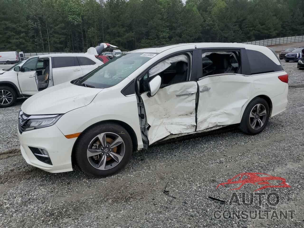 HONDA ODYSSEY 2018 - 5FNRL6H80JB094606