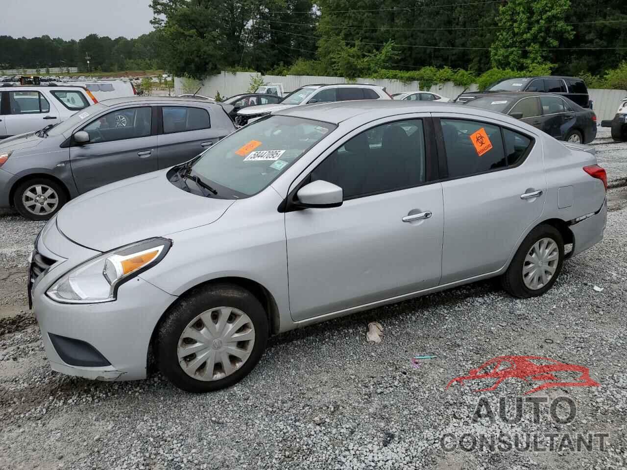 NISSAN VERSA 2018 - 3N1CN7APXJL833038