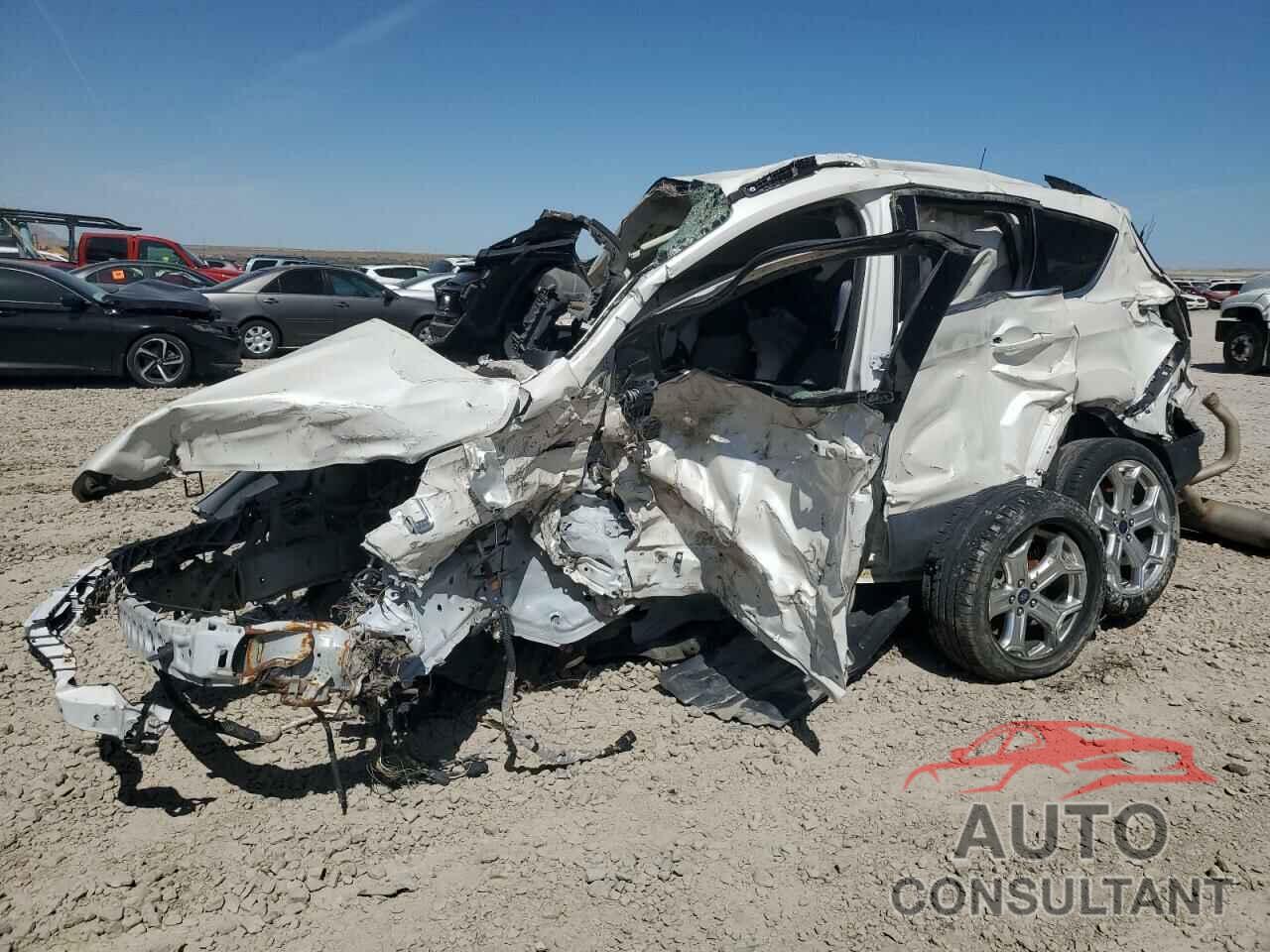 FORD ESCAPE 2019 - 1FMCU9J93KUB60965