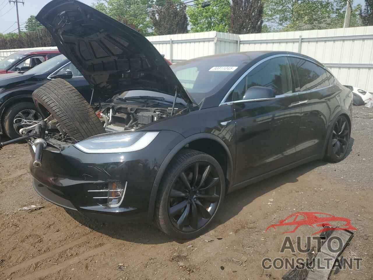 TESLA MODEL X 2019 - 5YJXCAE22KF192032