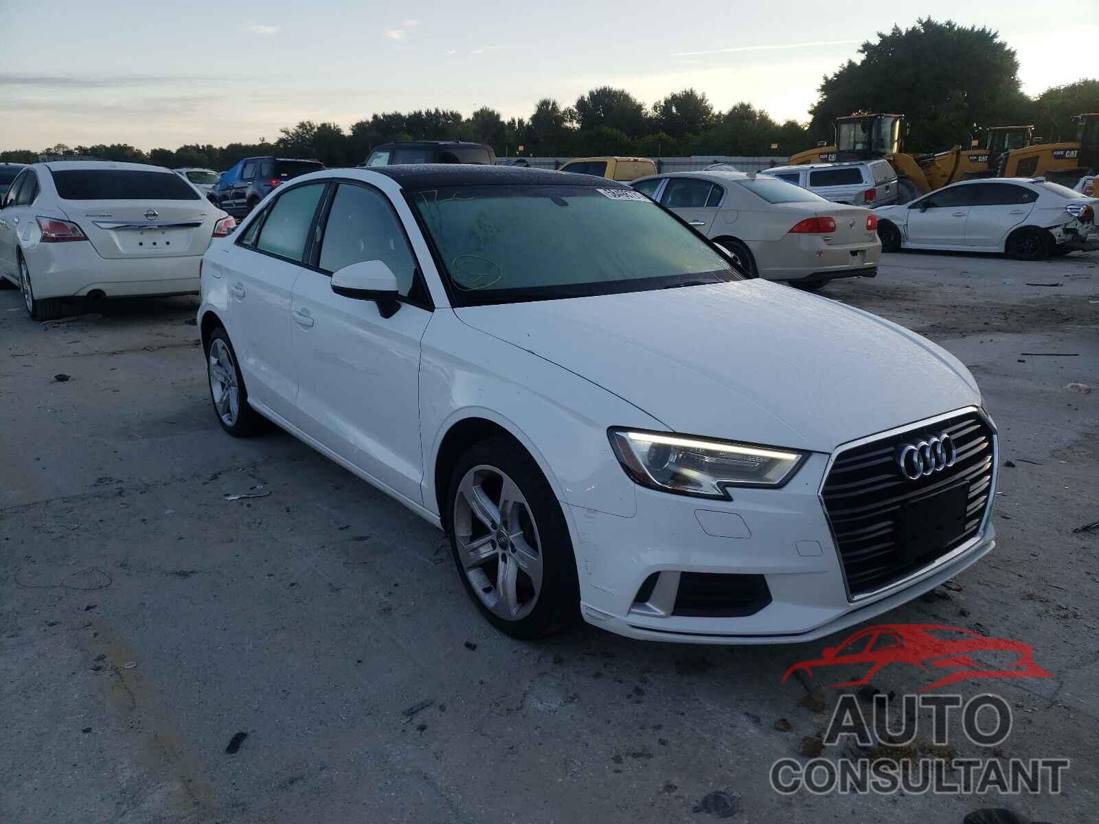 AUDI A3 2018 - WAUAUGFF6J1027760