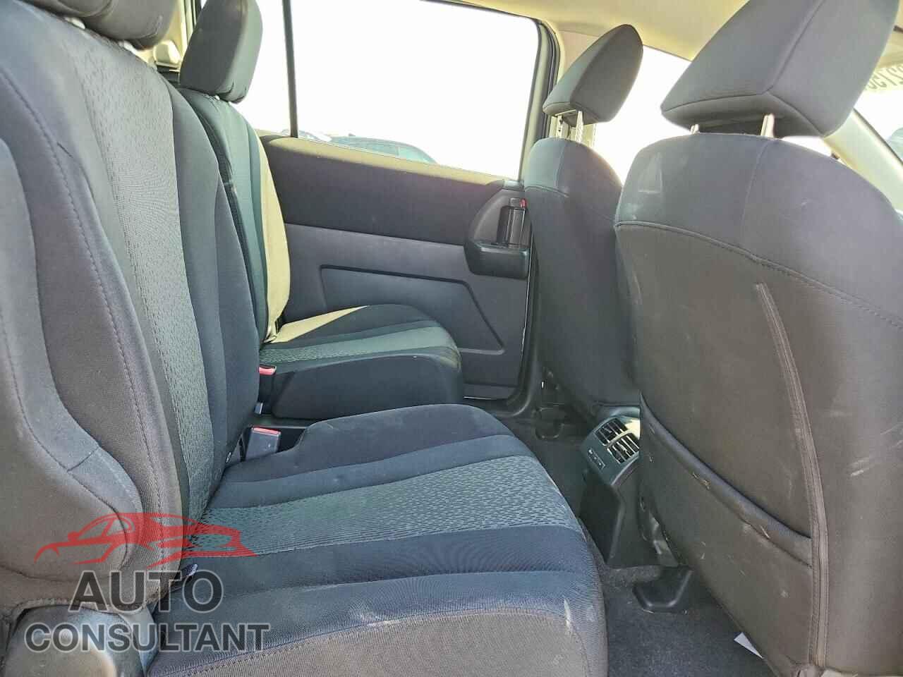 MAZDA 5 2012 - JM1CW2CLXC0127663