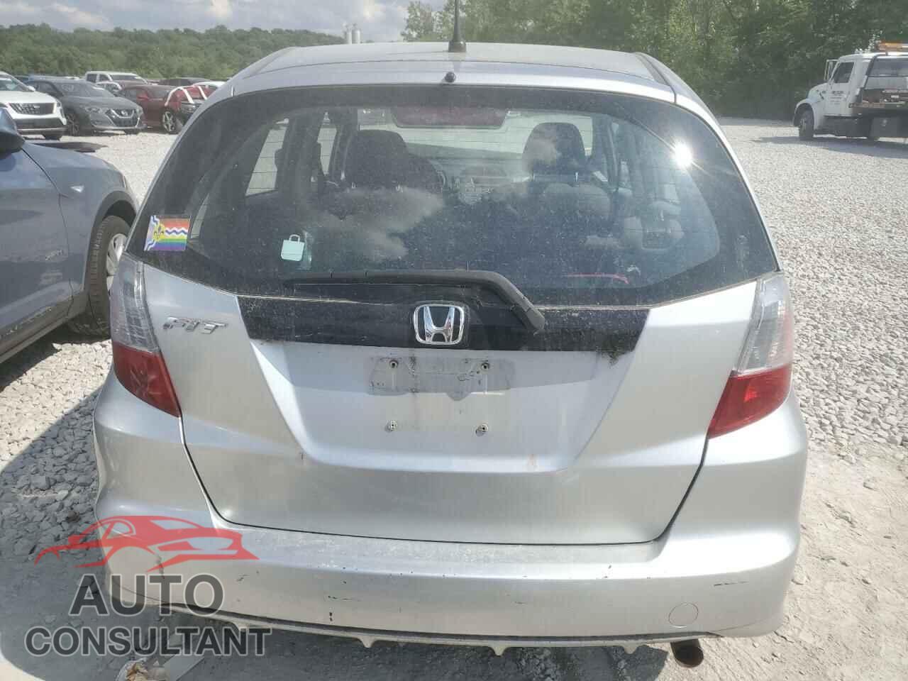 HONDA FIT 2011 - JHMGE8H33BC010342