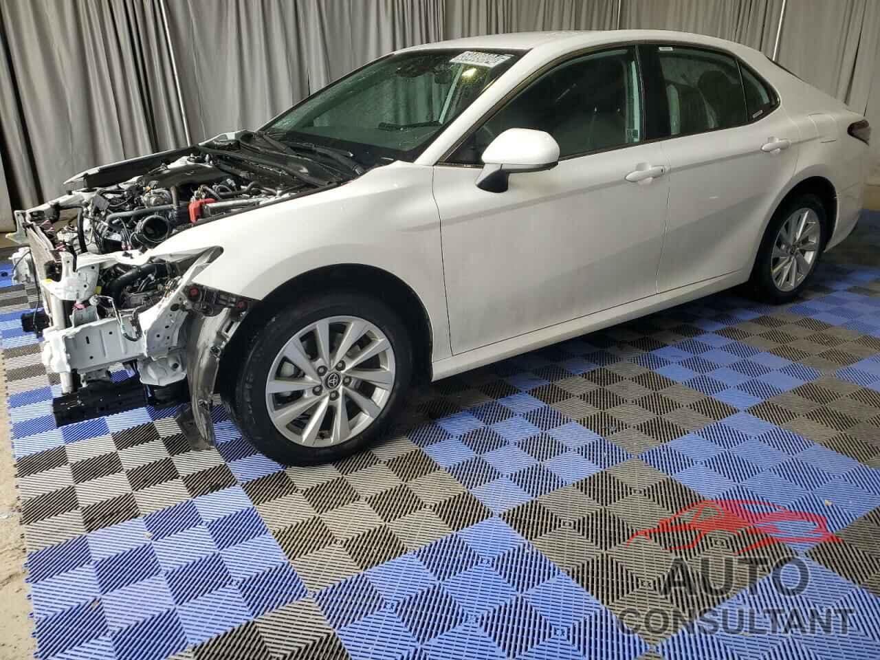 TOYOTA CAMRY 2023 - 4T1C11AKXPU173197