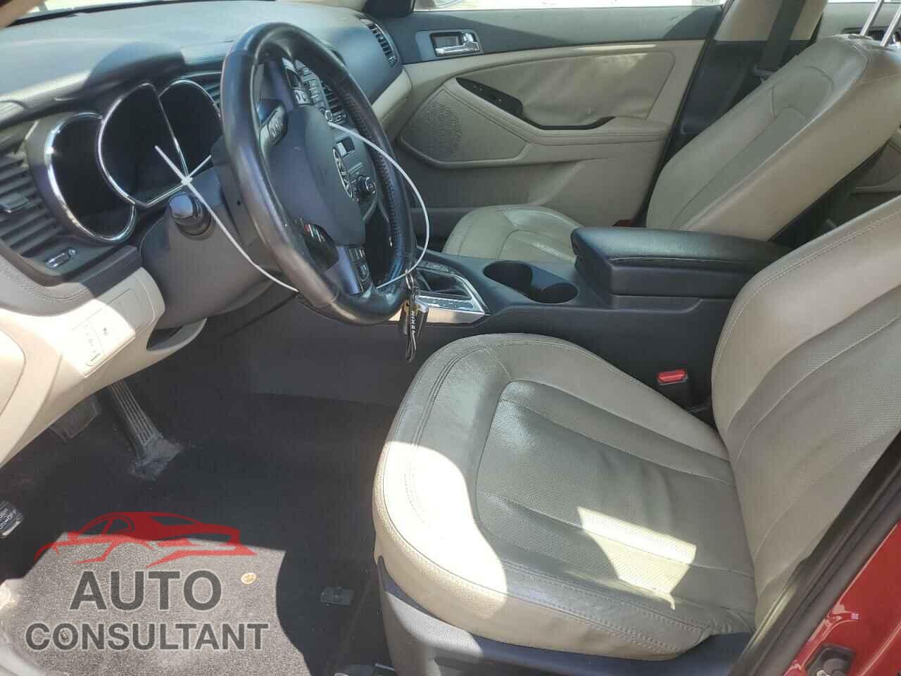 KIA OPTIMA 2011 - KNAGN4A76B5084136