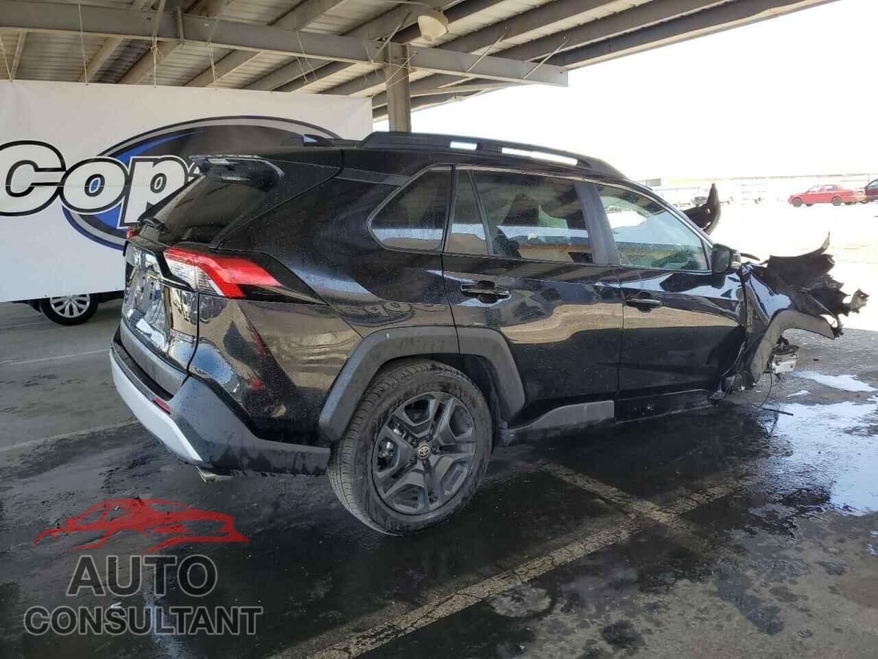 TOYOTA RAV4 2024 - 2T3J1RFV8RW463330