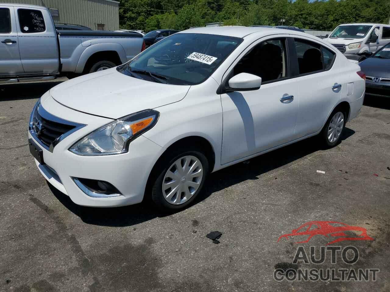 NISSAN VERSA 2018 - 3N1CN7AP0JL807029