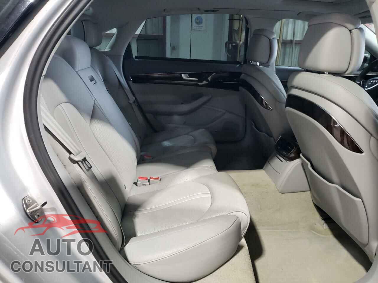 AUDI A8 2012 - WAURVAFD4CN038599