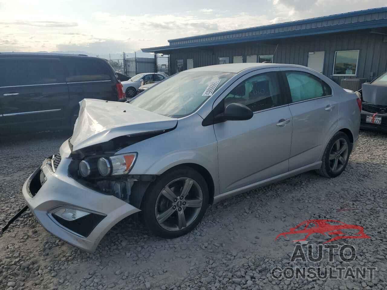 CHEVROLET SONIC 2015 - 1G1JG5SB7F4168806