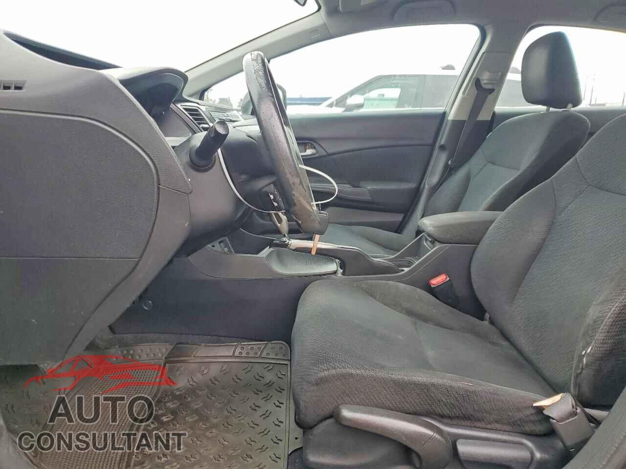 HONDA CIVIC 2013 - 2HGFB2F51DH577433