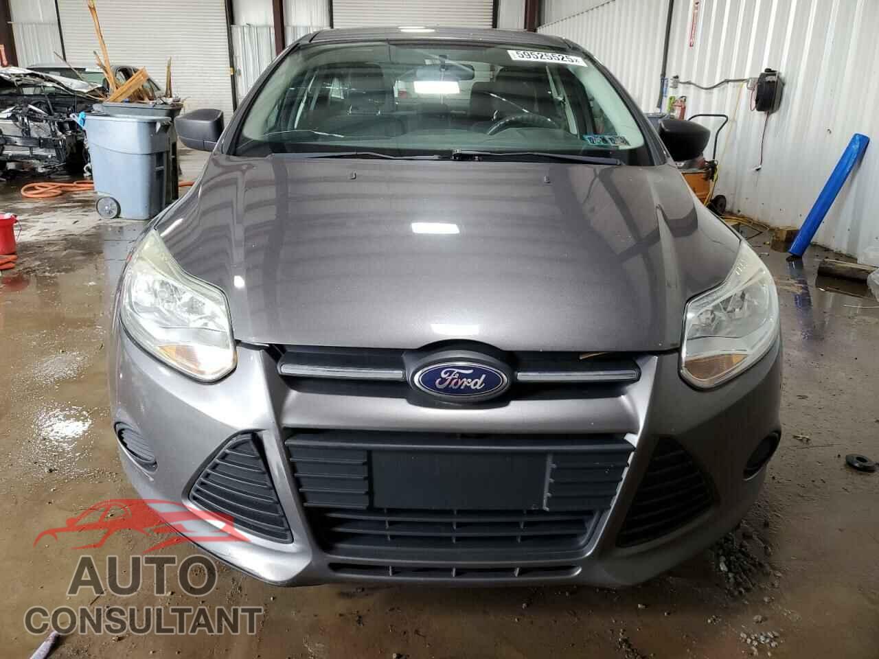 FORD FOCUS 2013 - 1FADP3E2XDL379950