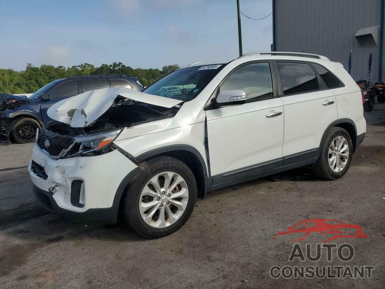 KIA SORENTO 2015 - 5XYKU4A74FG638111