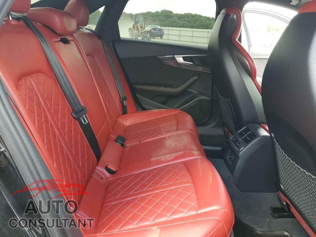 AUDI S4/RS4 2018 - WAUB4AF41JA097036