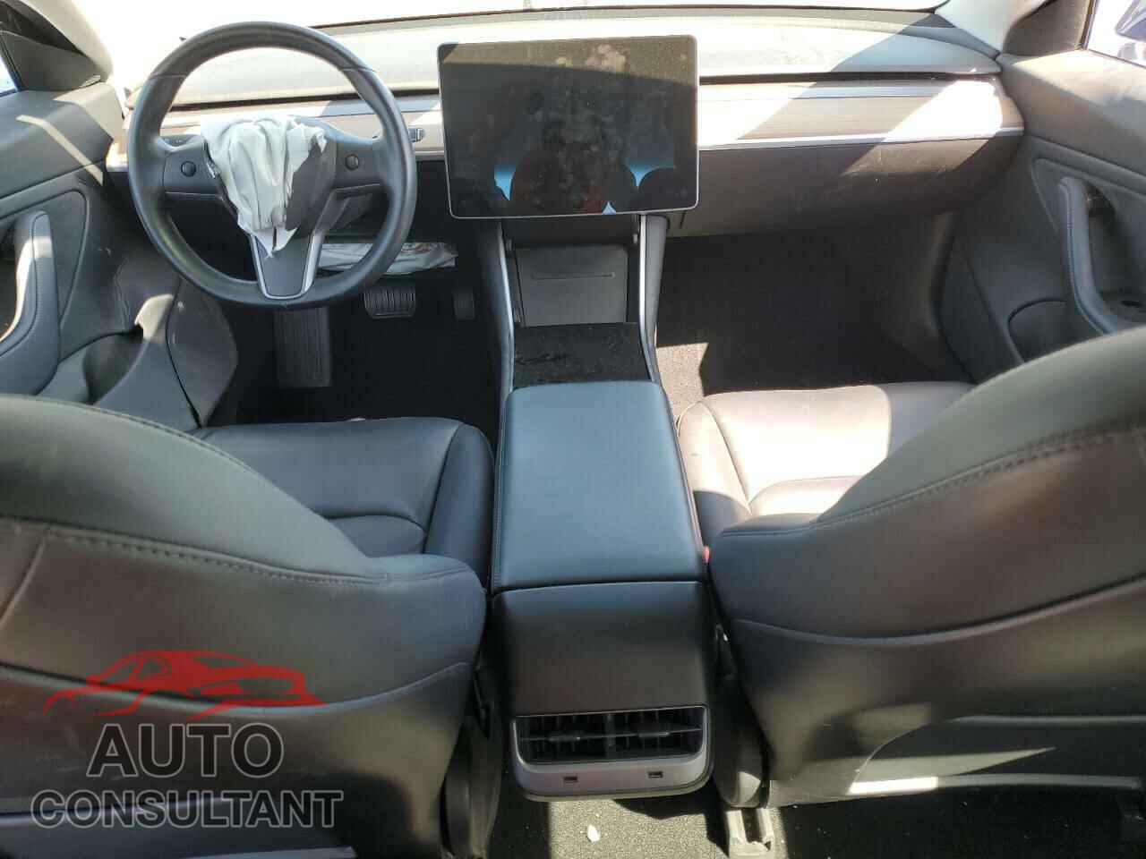 TESLA MODEL 3 2019 - 5YJ3E1EB9KF199990