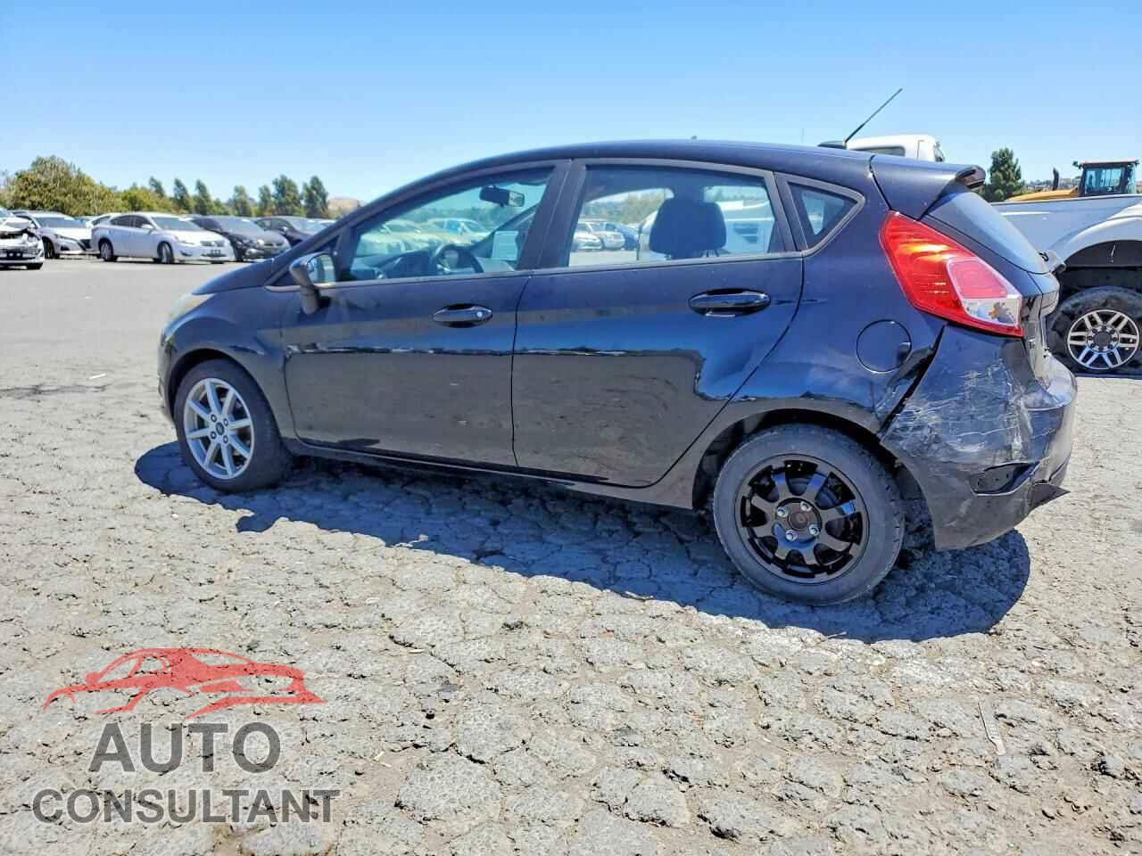 FORD FIESTA 2018 - 3FADP4EJ3JM117436
